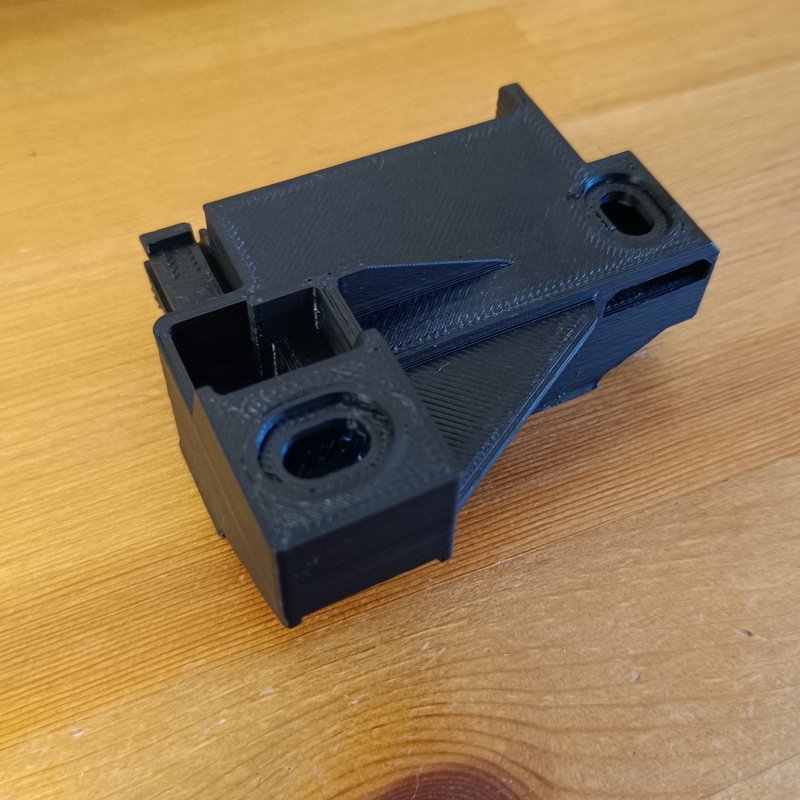 The radiator mounting bracket Dodge